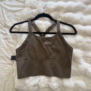 ALO Yoga Ribbed Crossback Sports Bra - Olive